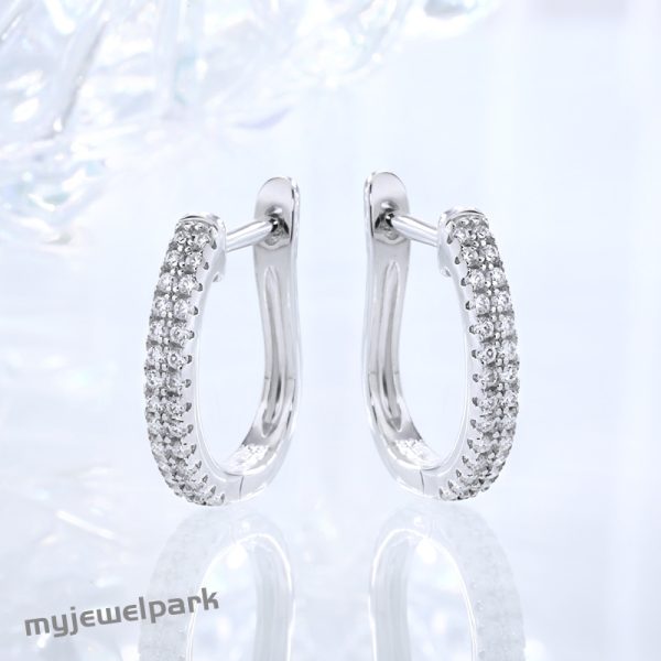 U-Shaped Moissanite Earrings