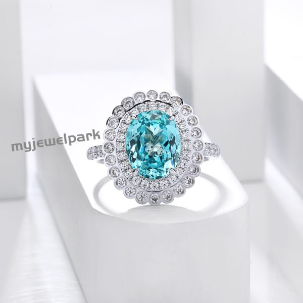 Clear noble classic elegant ring