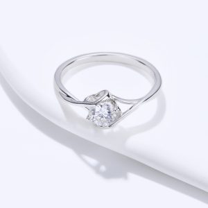 Unique simple moissanite ring