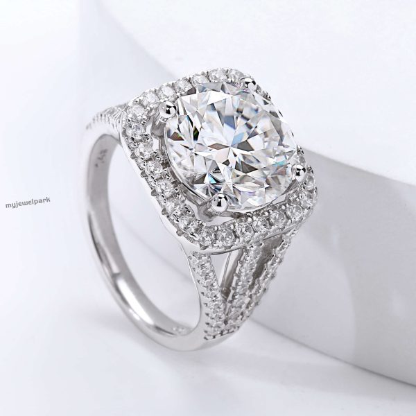 Round Moissanite Ring