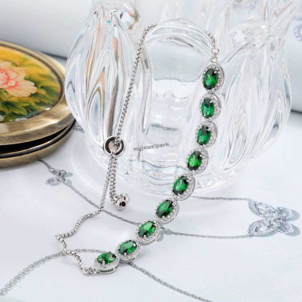 emerald bracelet