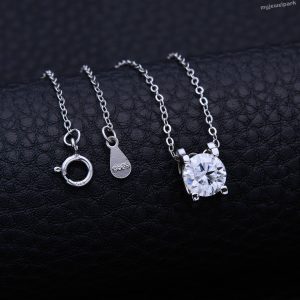 Round classic moissanite necklace exquisite elegant
