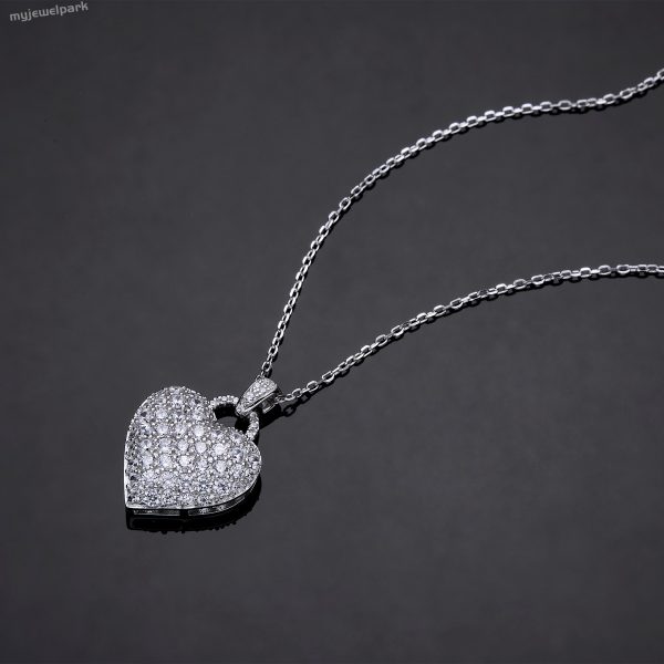 heart moissanite necklace