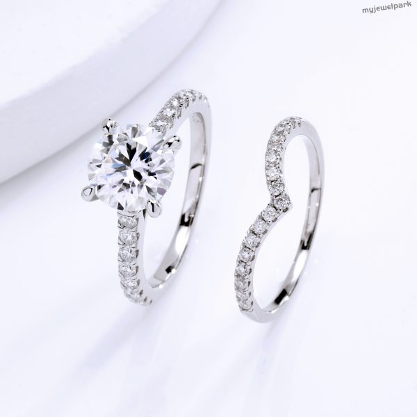 Moissanite Ring Set
