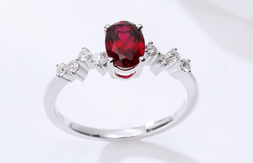 wear ruby middle finger