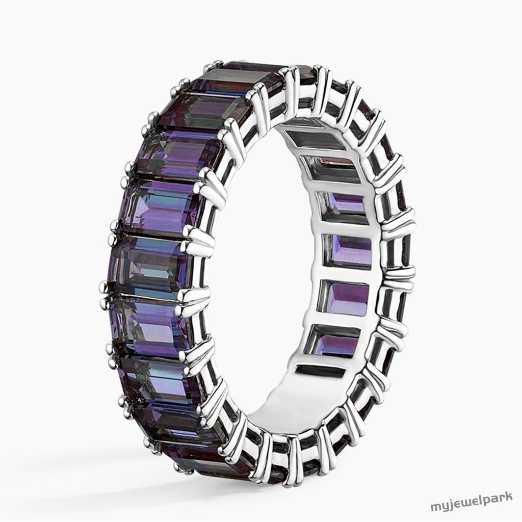 Alexandrite silver ring