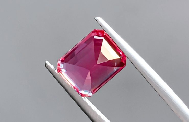 tell if Alexandrite