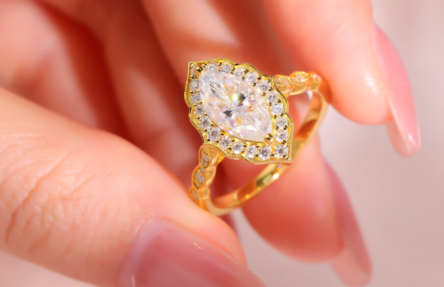 Can men wear moissanite