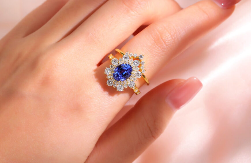 blue sapphire ring