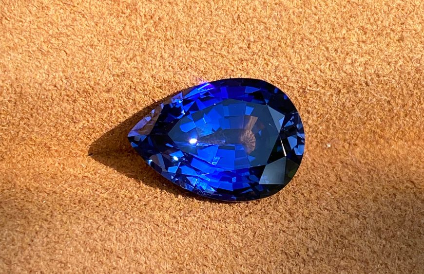 wear purple sapphire