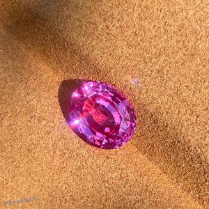 Natural VS Lab Grown Diamonds VS Moissanite