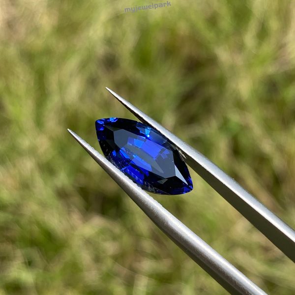 Marquise Royal Sapphire