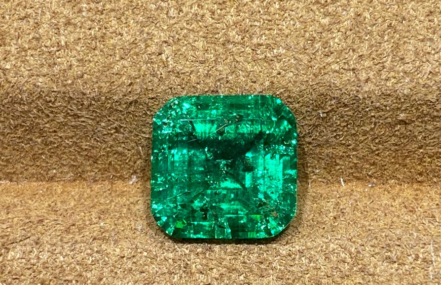 How long does it take to grow a lab emerald