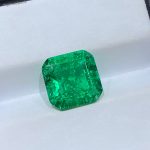 Do lab created emeralds have flaws