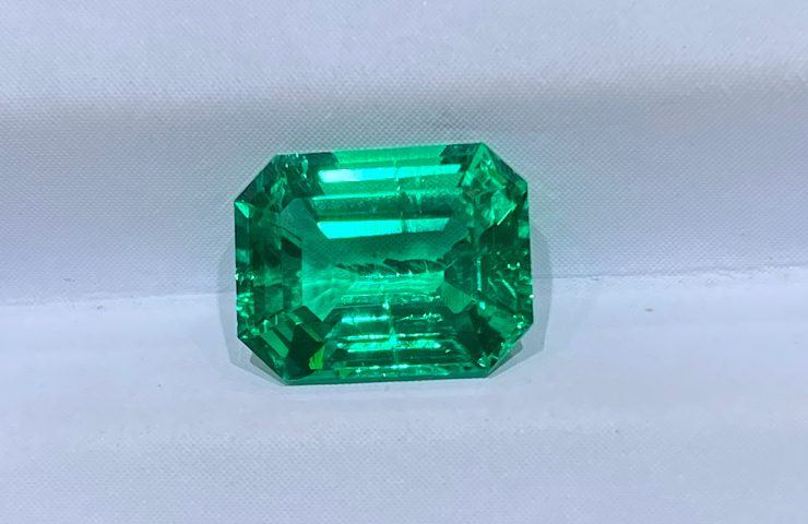 Emeralds Glow in the Dark