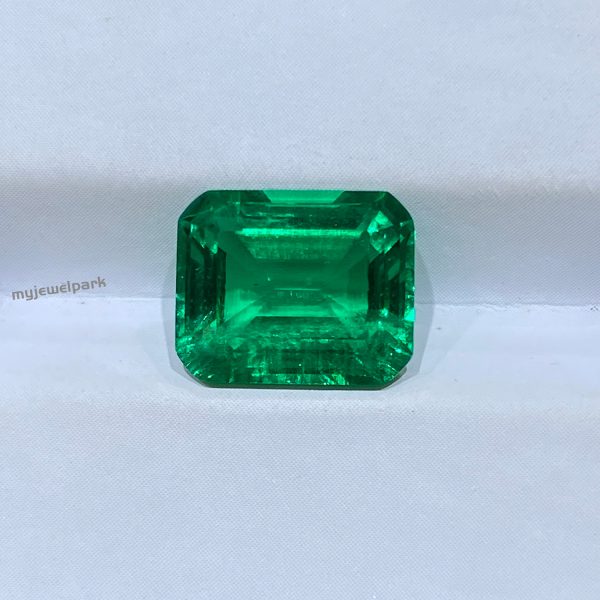 How Jewelers Mislead Buyers