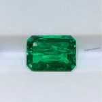 difference between tsavorite and emerald