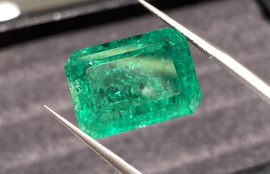water hurt emeralds