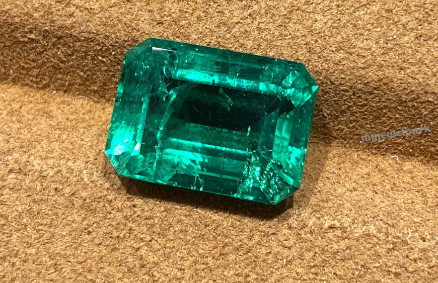 shape emerald