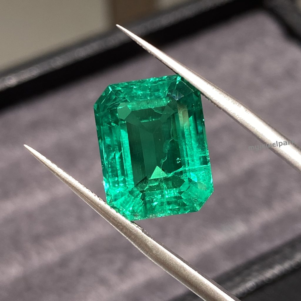 Muzo Green Emerald