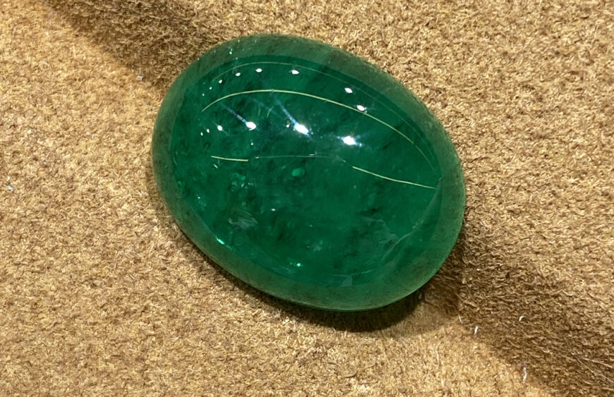 emerald lucky stone