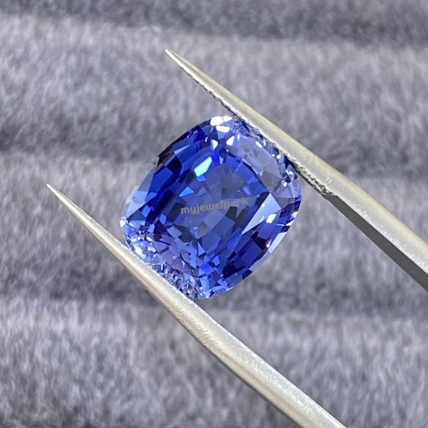 cornflower and royal blue sapphires