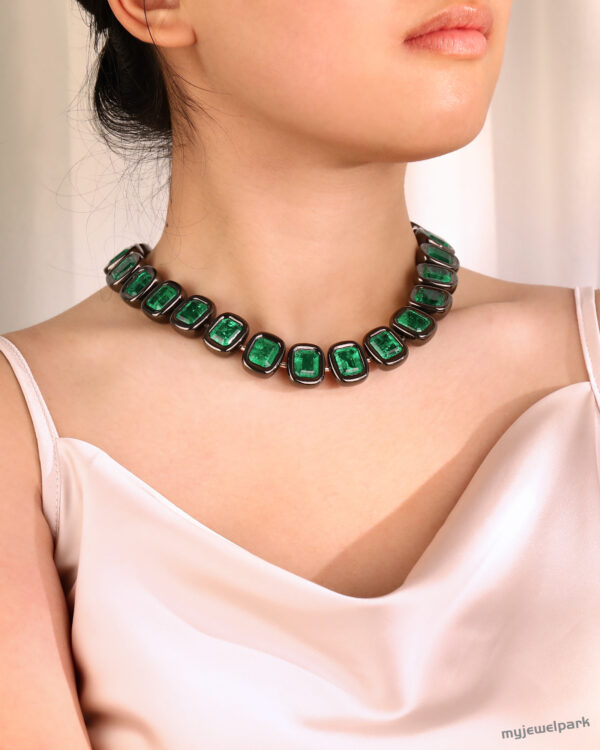 emerald jewelry buying