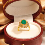 Do synthetic emeralds have inclusions