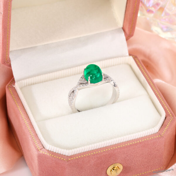 emerald statement ring