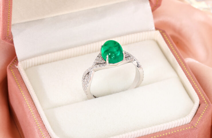 emerald statement ring