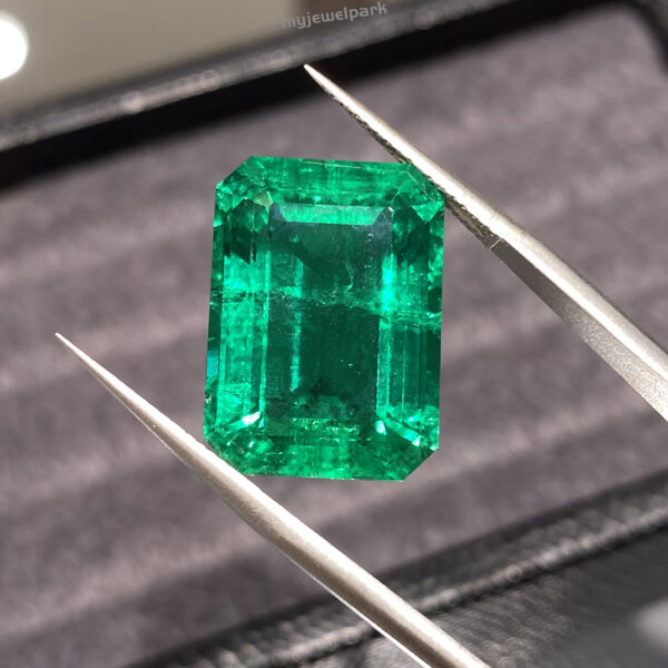 Lab-Grown Emeralds