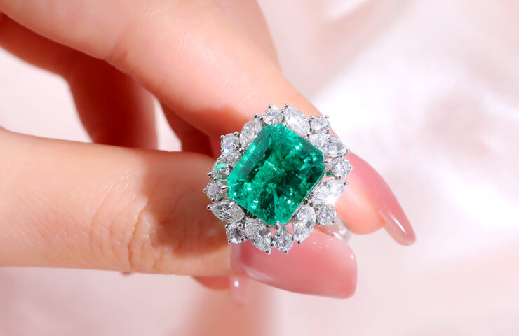 best color clarity emeralds