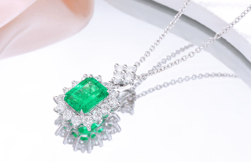 Colombian emeralds glow