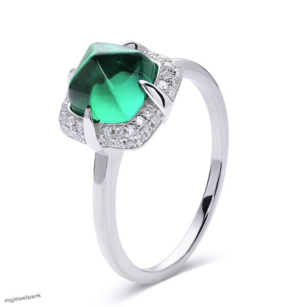 Sugarloaf Emerald Ring