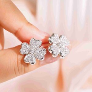 CLE-135-1 四叶草耳钉5