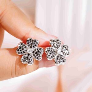 CLE-135-2 四叶草耳钉5